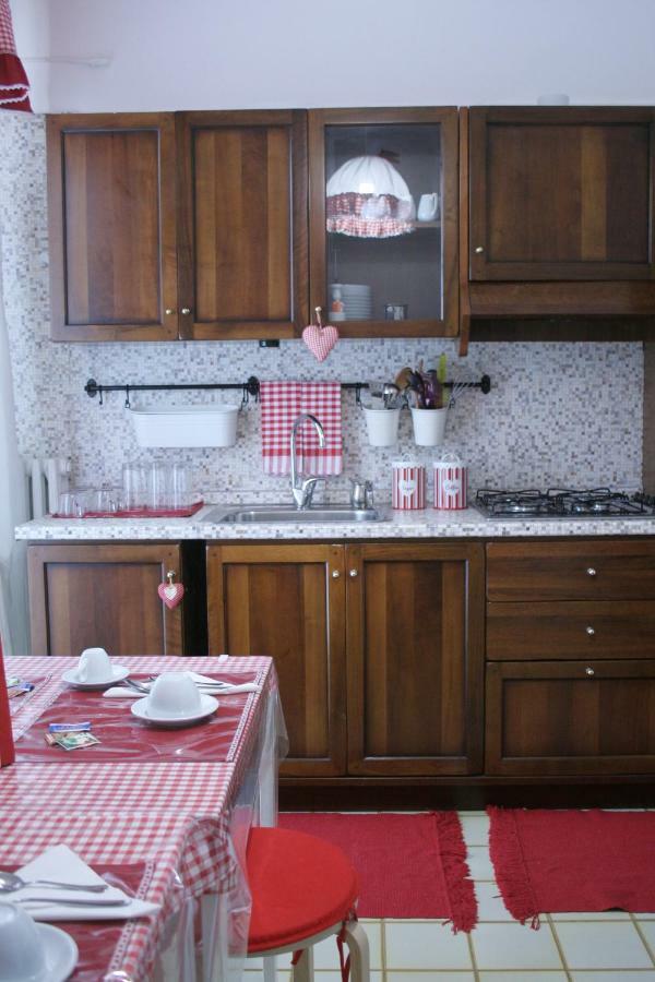 B&B Lefarfalle Ferrara Bagian luar foto