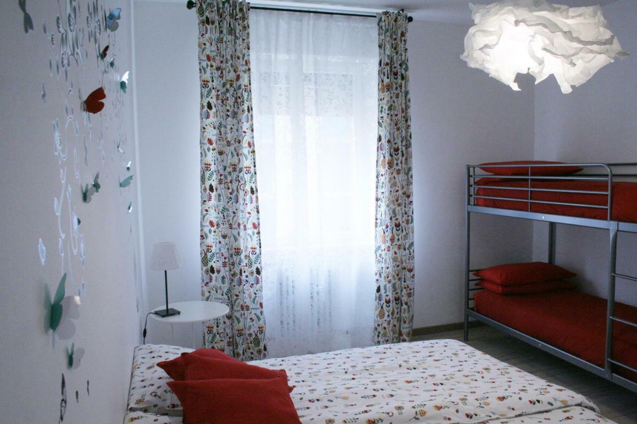 B&B Lefarfalle Ferrara Bagian luar foto