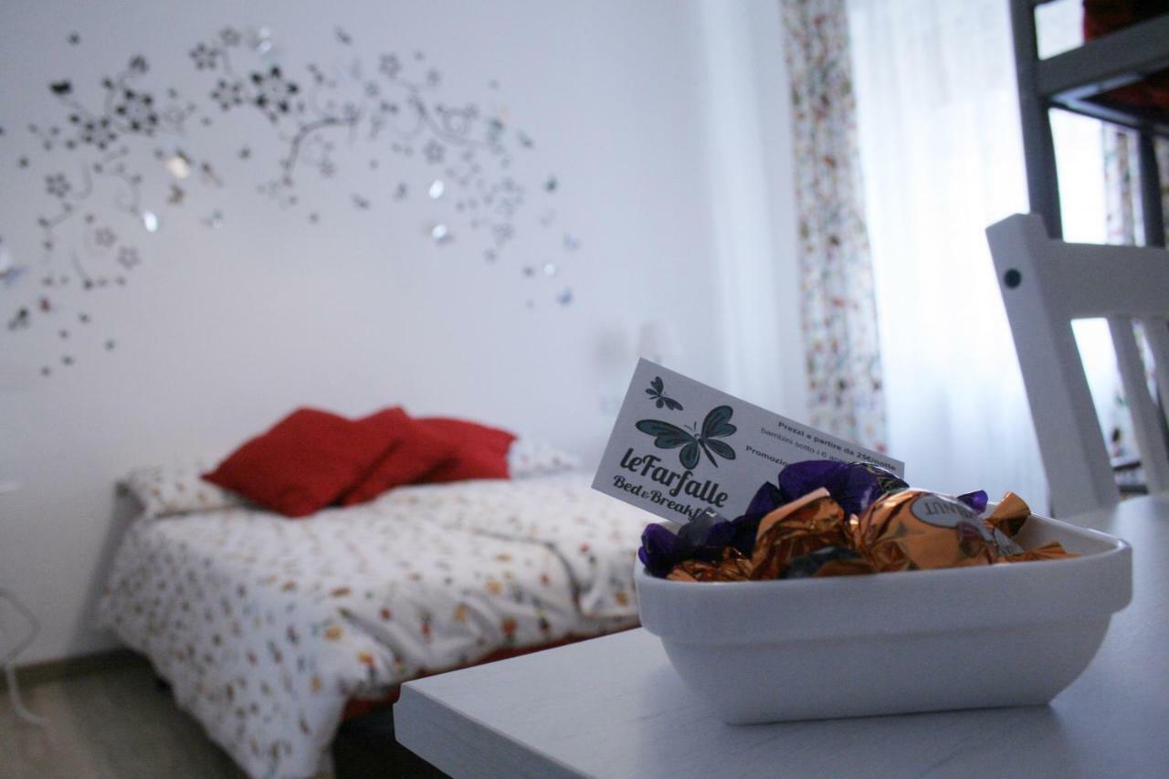 B&B Lefarfalle Ferrara Bagian luar foto